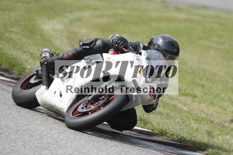 /23 07.06.2025 TZ Motorsport ADR/33